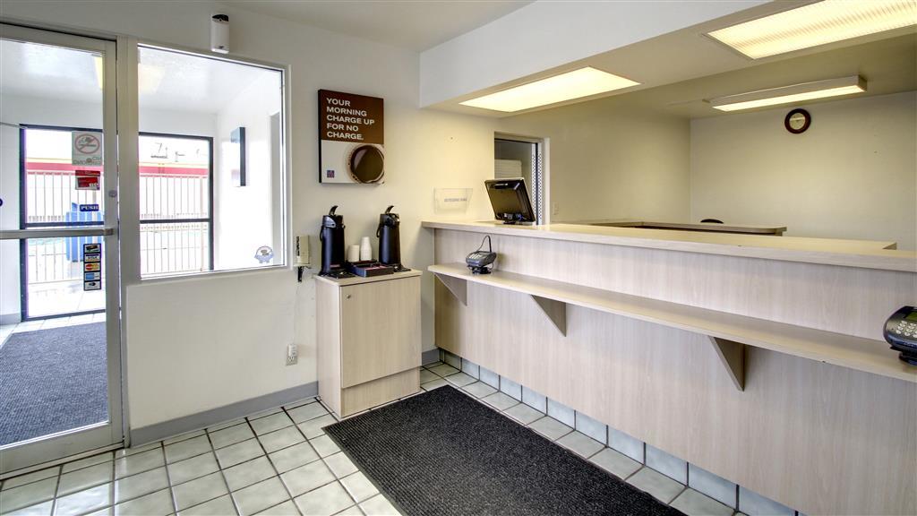 Motel 6 Manhattan Kansas Інтер'єр фото